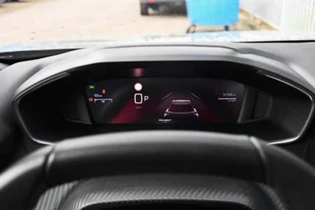 Peugeot 2008 (2025) thumbnail 15