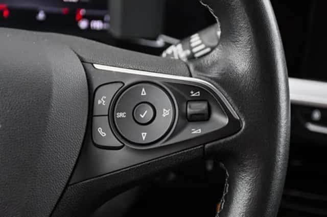 Opel Mokka (2022) thumbnail 24