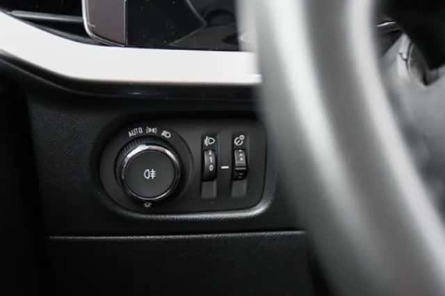 Opel Mokka (2022) thumbnail 26