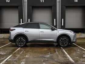 Peugeot 3008 (2024) thumbnail 4