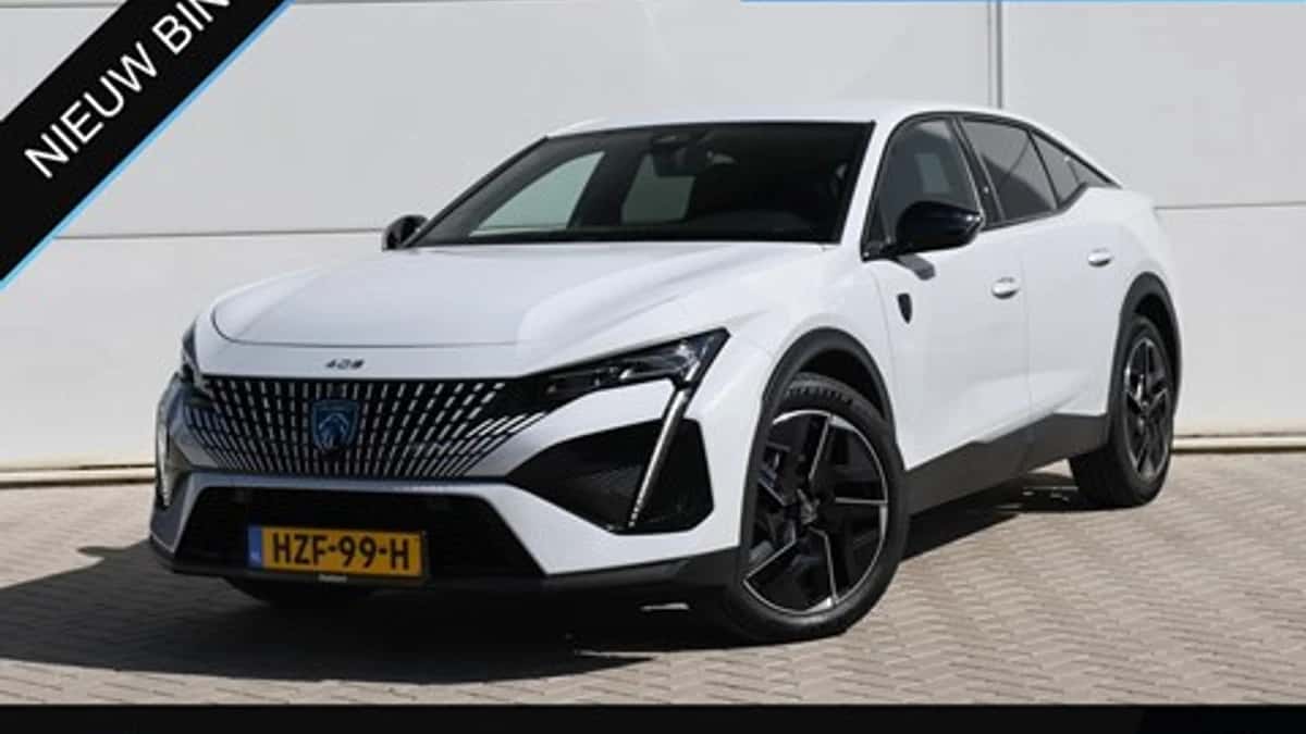Peugeot 408 (2025) — foto 1