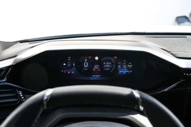 Peugeot 408 (2025) thumbnail 17