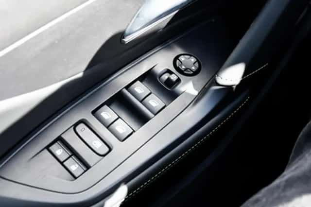 Peugeot 408 (2025) thumbnail 33