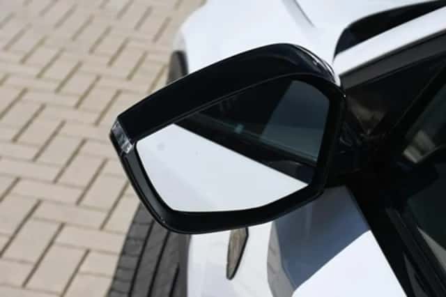 Peugeot 408 (2025) thumbnail 8