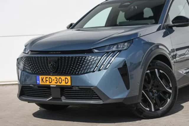 Peugeot 5008 (2026) thumbnail 2