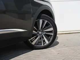 Peugeot 3008 (2019) thumbnail 7