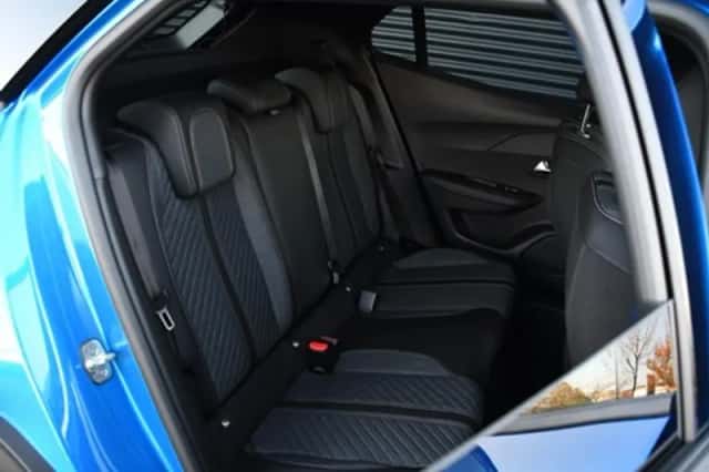 Peugeot 2008 (2024) thumbnail 11