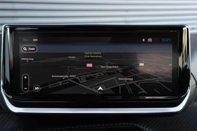 Peugeot 2008 (2024) thumbnail 18