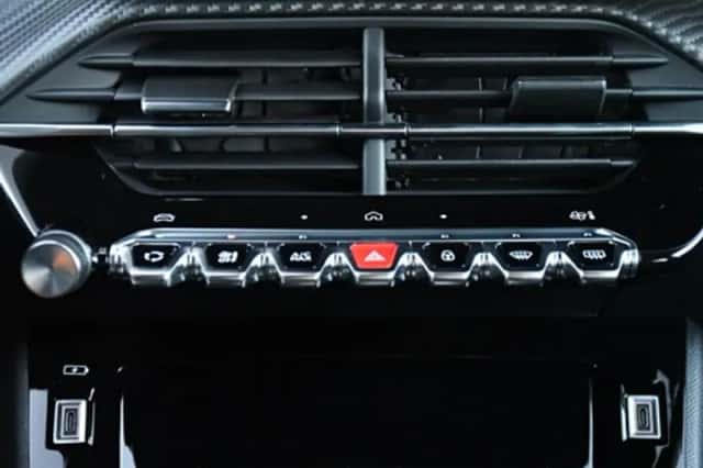 Peugeot 2008 (2024) thumbnail 22