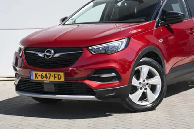 Opel Grandland X (2019) thumbnail 2