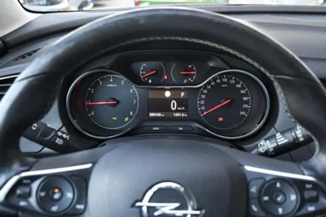 Opel Grandland X (2019) thumbnail 18