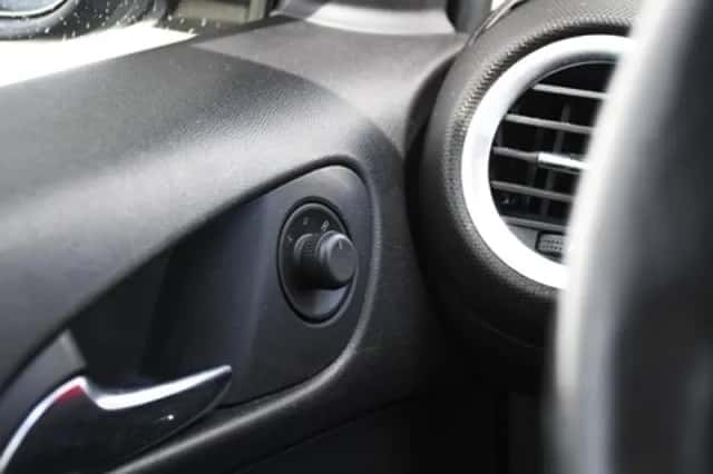 Opel Adam (2018) thumbnail 28