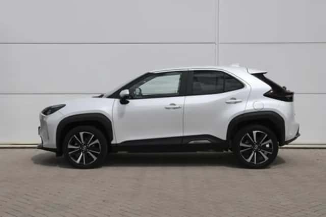 Toyota Yaris Cross (2021) thumbnail 3
