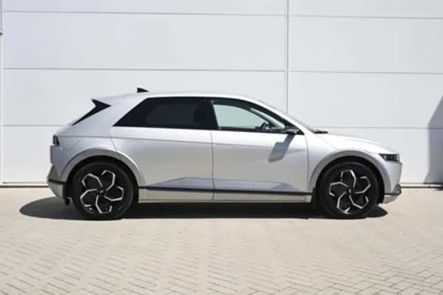 Hyundai Ioniq 5 (2023) thumbnail 5