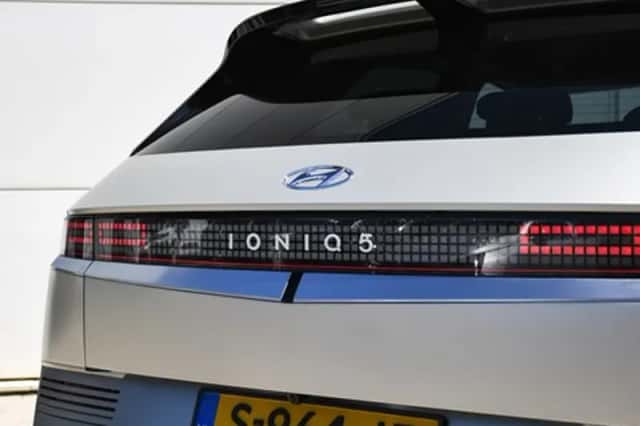 Hyundai Ioniq 5 (2023) thumbnail 43