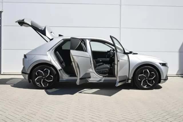 Hyundai Ioniq 5 (2023) thumbnail 46