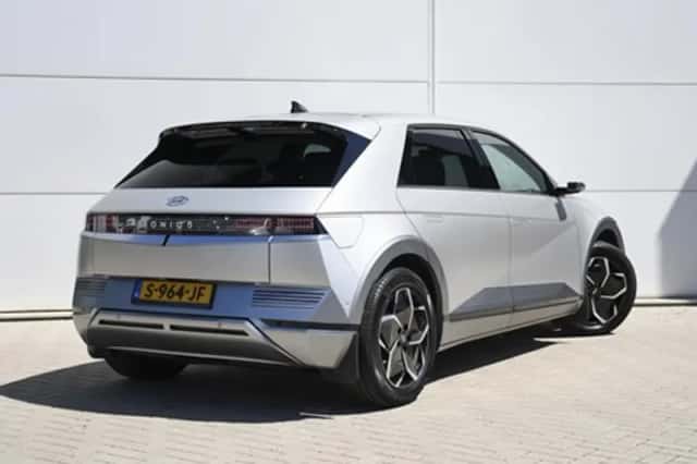 Hyundai Ioniq 5 (2023) thumbnail 6