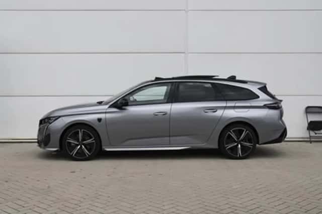 Peugeot 308 (2023) thumbnail 4
