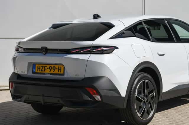 Peugeot 408 (2025) thumbnail 6
