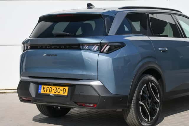 Peugeot E-5008 (2026) thumbnail 6