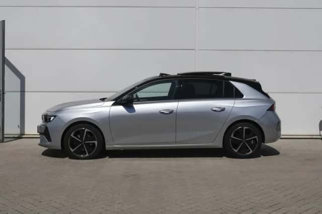 Opel Astra (2025) thumbnail 4
