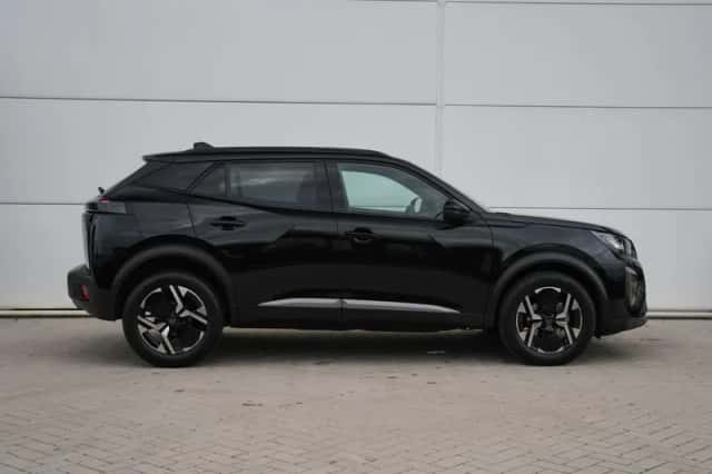 Peugeot 2008 (2024) thumbnail 4