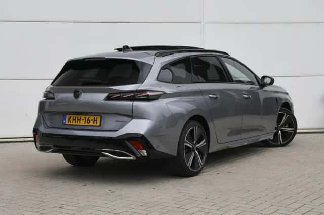 Peugeot 308 (2023) thumbnail 6