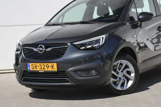 Opel Crossland X (2018) thumbnail 2