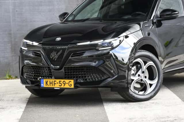 Alfa Romeo Junior (2026) thumbnail 2