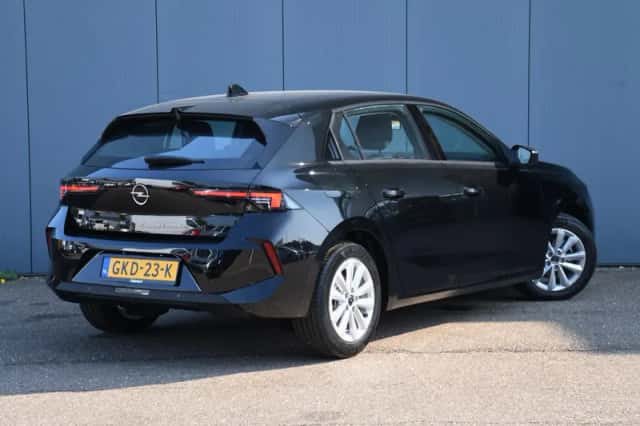 Opel Astra (2024) thumbnail 4