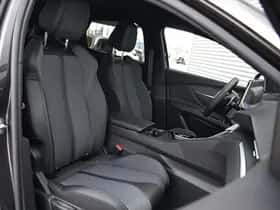 Peugeot 3008 (2024) thumbnail 9
