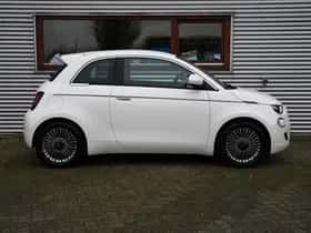Fiat 500e (2024) thumbnail 3