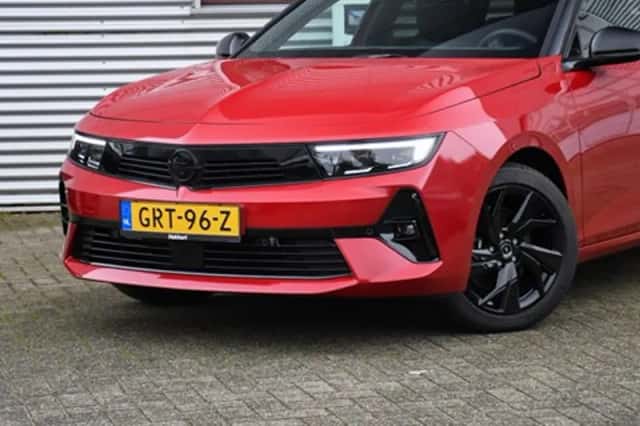 Opel Astra Sports Tourer (2024) thumbnail 2