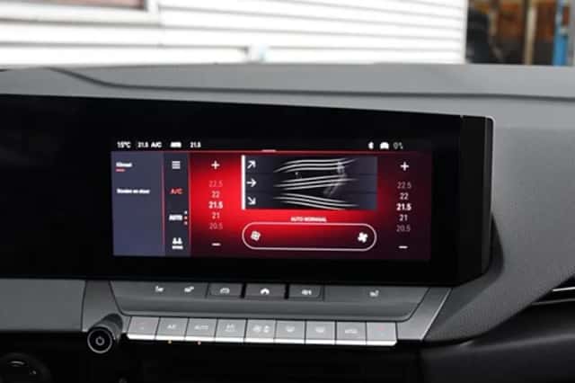 Opel Astra Sports Tourer (2024) thumbnail 17