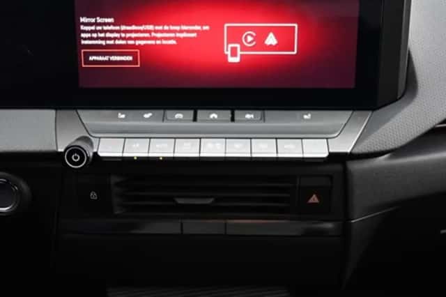 Opel Astra Sports Tourer (2024) thumbnail 23