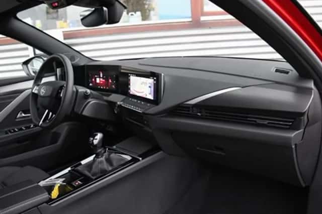 Opel Astra Sports Tourer (2024) thumbnail 8