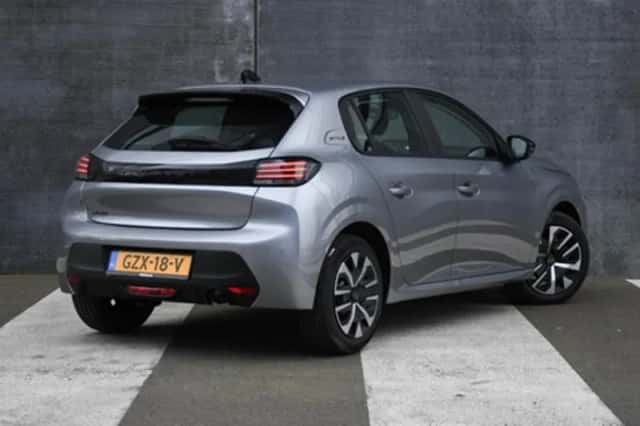 Peugeot 208 (2025) thumbnail 4