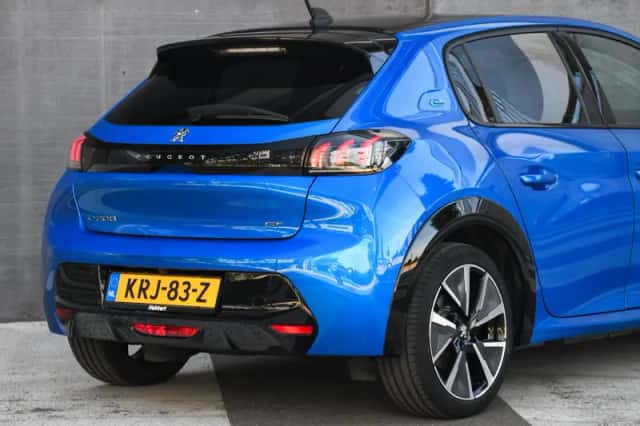 Peugeot e-208 (2021) thumbnail 6
