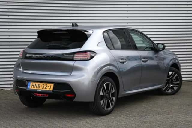 Peugeot 208 (2025) thumbnail 5