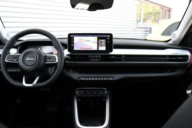 Jeep Avenger (2025) thumbnail 14