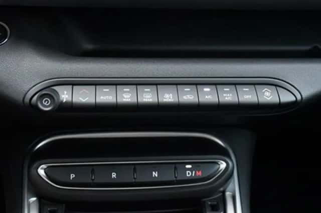 Jeep Avenger (2025) thumbnail 23