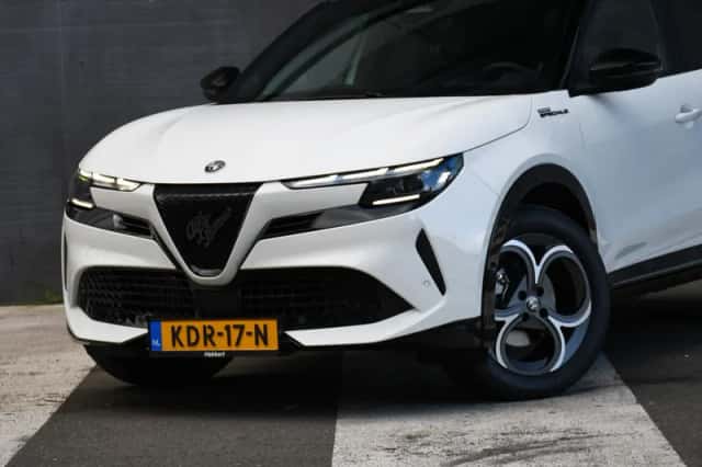 Alfa Romeo Junior (2026) thumbnail 2