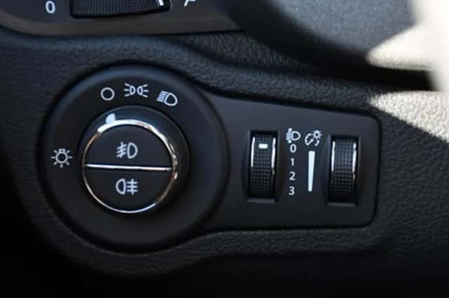 Fiat 500X (2024) thumbnail 25