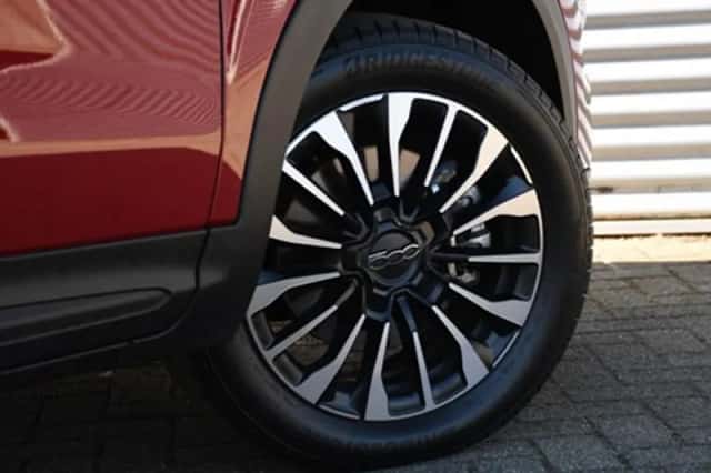 Fiat 500X (2024) thumbnail 7