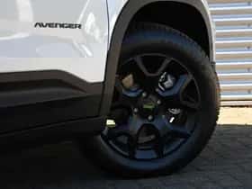 Jeep Avenger (2025) thumbnail 7