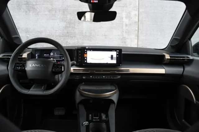 Lancia Ypsilon (2025) thumbnail 13