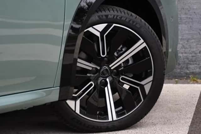 Lancia Ypsilon (2025) thumbnail 7