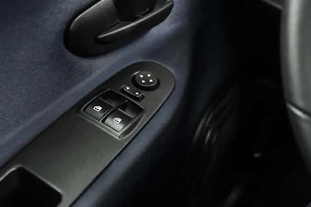 Lancia Ypsilon (2023) thumbnail 26
