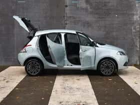 Lancia Ypsilon (2023) thumbnail 27