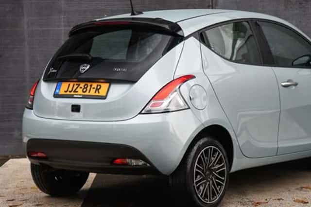 Lancia Ypsilon (2023) thumbnail 6